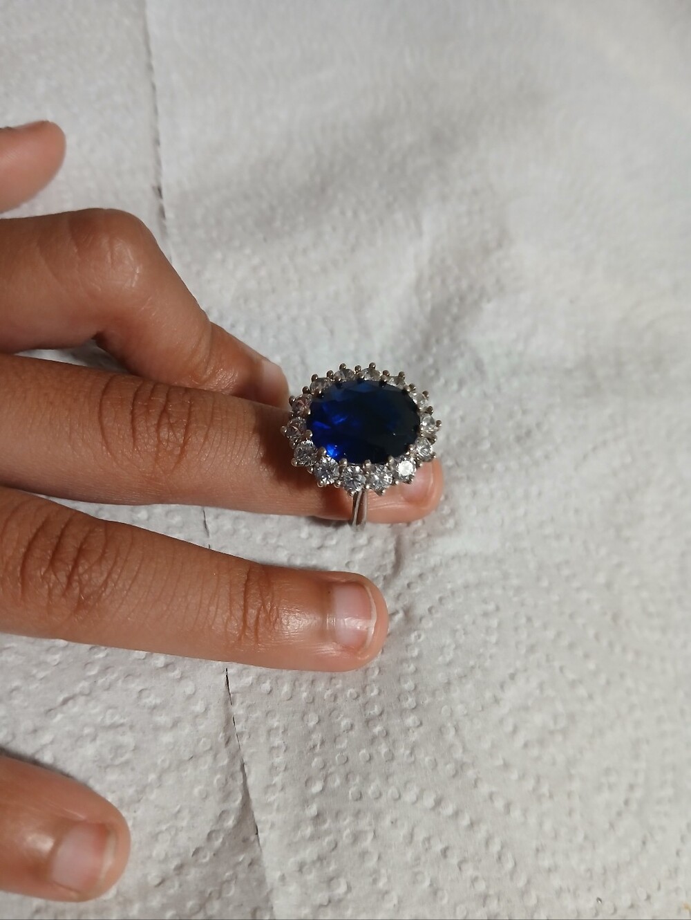 925Sterling Silver CZ Blue Sapphire Halo Ring with White Cubic Zirconia Size 7 - Picture 3 of 6
